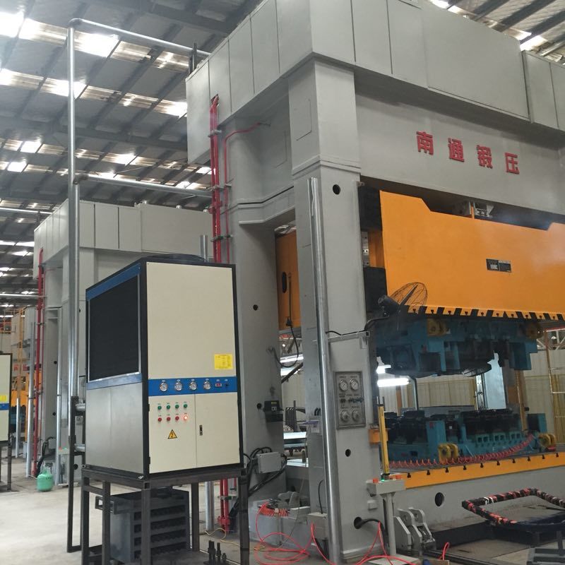 油冷機(jī)的制冷控制技術(shù)，你選對(duì)了機(jī)型嗎？