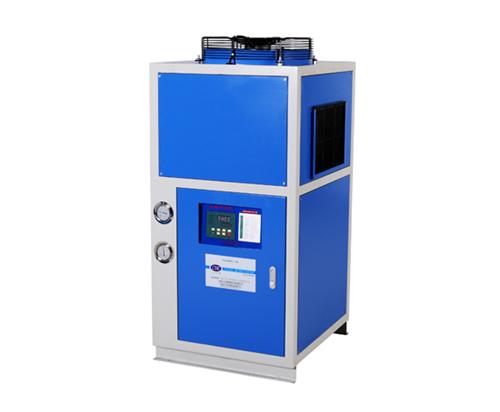 工業(yè)冷油機(jī)該怎樣進(jìn)行定期的安全檢查？