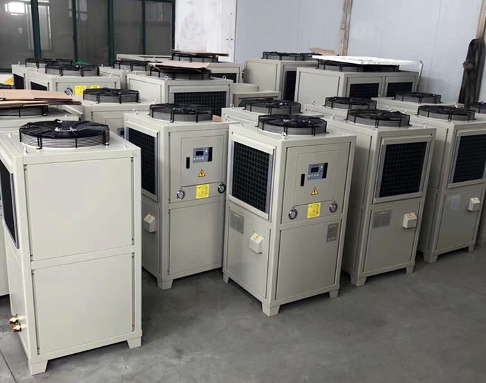 風(fēng)冷油冷機(jī)的冷卻水循環(huán)系統(tǒng)起到了哪些作用？